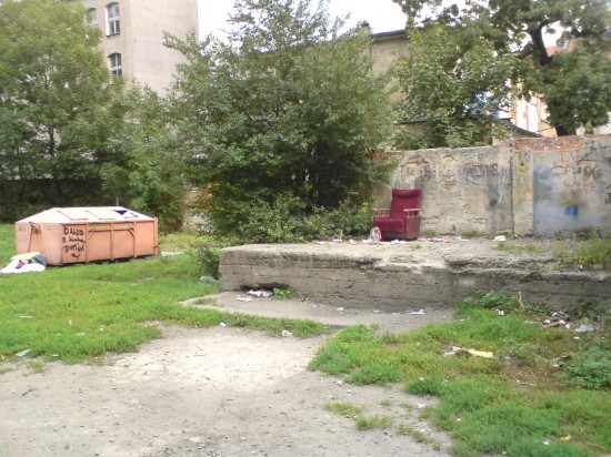 Kibice Miedzi wybudują plac zabaw - 1