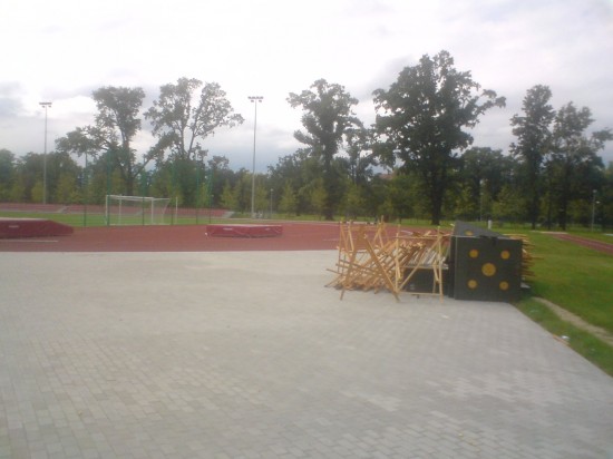 Mln zł za bubel na stadionie (Zdjęcia) - 3