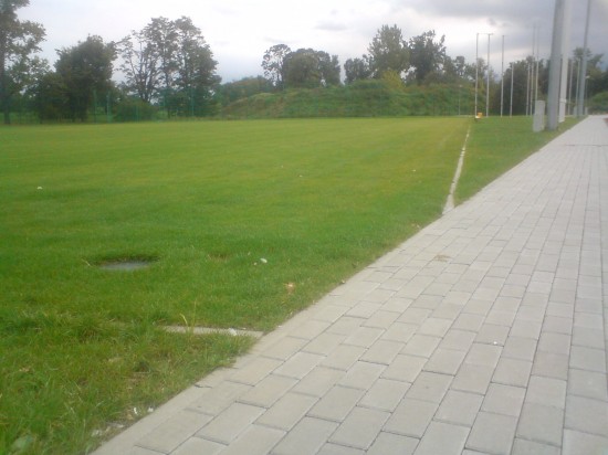 Mln zł za bubel na stadionie (Zdjęcia) - 6