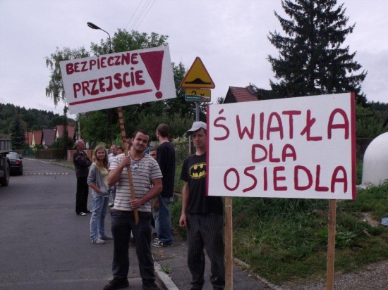 Zablokowali krajową trójkę (Zobacz) - 0