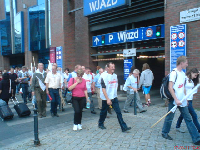 Już po manifestacji związkowców - 3