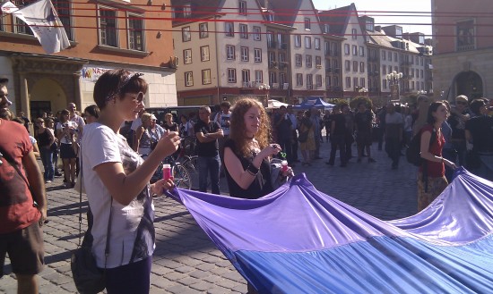 7 zatrzymanych po manifestacjach - 15