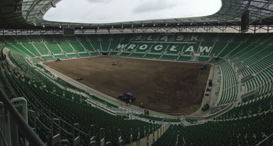 Wielkie zrywanie na stadionie (Zobacz) - 1
