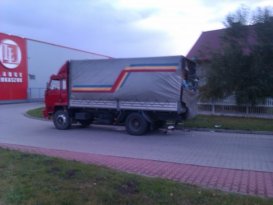 Zderzenie Tira i ciężarówki - 5