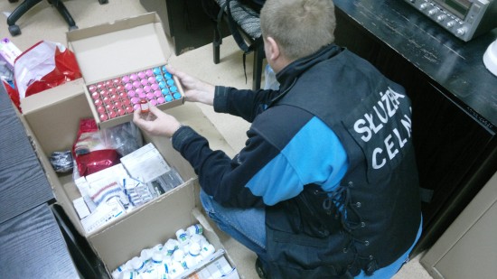Nielegalne medykamenty przejęte - 2