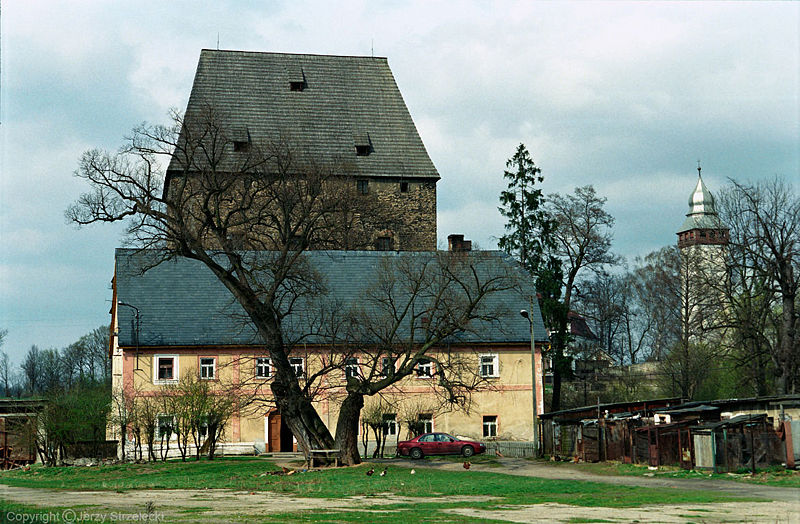 Siedlęcin rozcięty na pół - Fot. Jerzystrzelecki/Wikipedia
