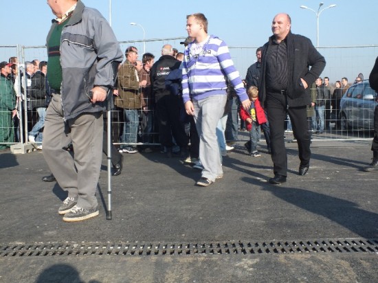 Kolejki po bilety na mecz (Zobacz) - 18