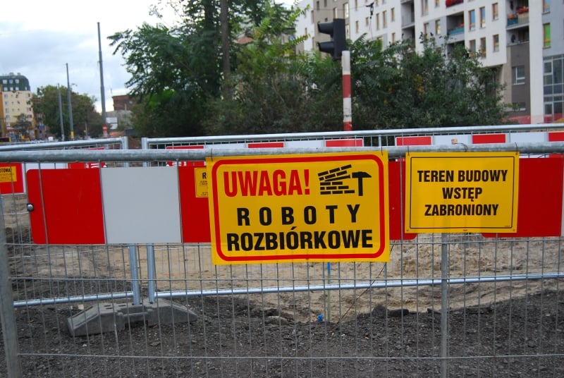 Awantura o znaki przy Pułaskiego - fot. archiwum prw.pl