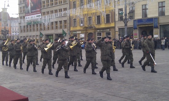 Święto wojskowych na rynku - 10