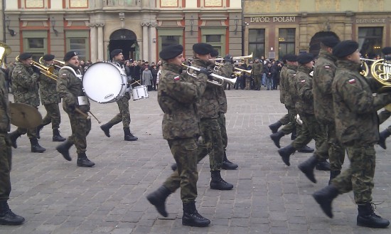 Święto wojskowych na rynku - 12