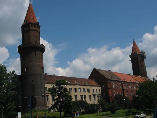 Toaleta na godziny w Legnicy - Fot. Wikipedia