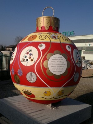 To nie choinkowa bombka, a... bomba! - 0