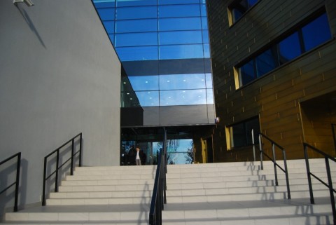 Nowa stara szkoła teatralna (Zobacz) - 0