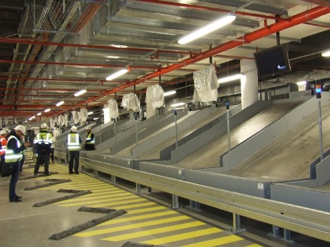 Nowy terminal od środka - 23