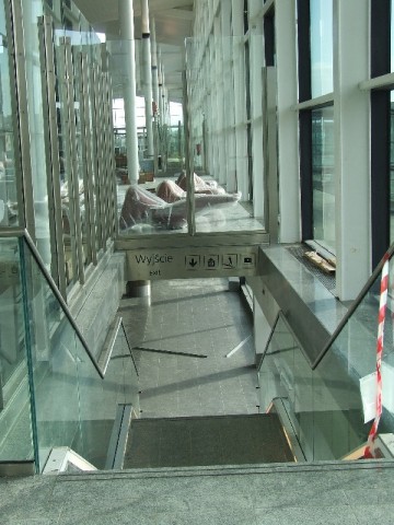Nowy terminal od środka - 33