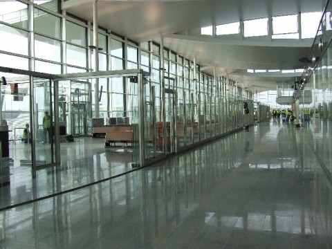 Nowy terminal od środka - 38