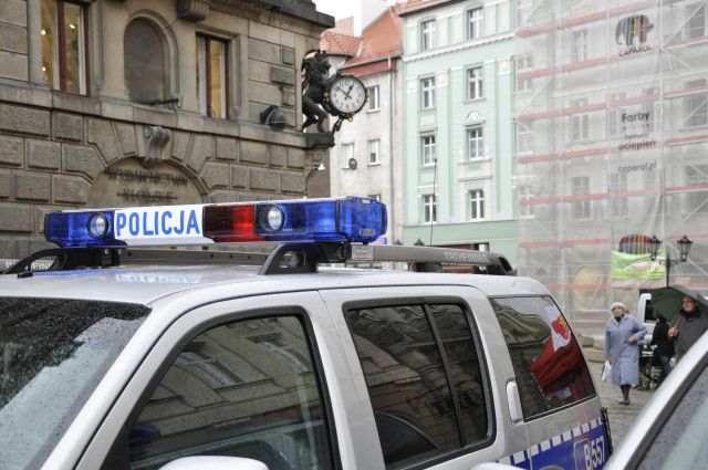 Czterej policjanci w rękach... policji  - Fot. archiwum prw.pl