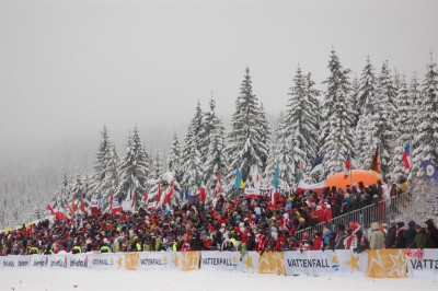 PŚ: Kowalczyk i Bjoergen odpadły - 27
