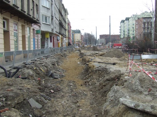 Pułaskiego idzie pełną parą - 28