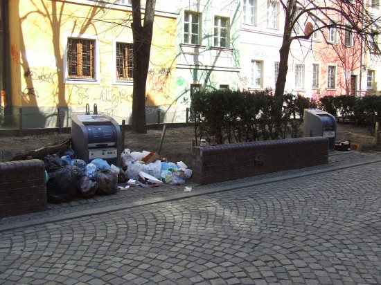 Wrocław tonie w śmieciach? (Zobacz) - 17