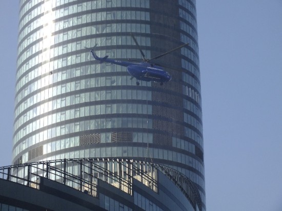 Śmigłowiec nad Sky Tower (Zobacz) - 17