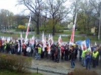 Protest pod supermarketem OBI - Fot. archiwum prw.pl