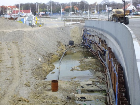 Wrocław: Co z tą dziurą? (Posłuchaj) - 15