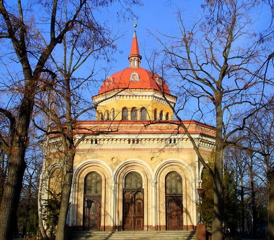 Zniszczyli groby w Legnicy - fot. Wikipedia