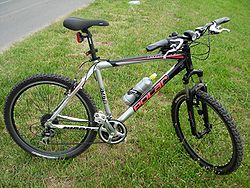Poszalej na rowerze w górach - fot. Wikipedia