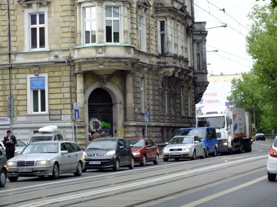 Urzędnicy głusi na klaksony kierowców - 3