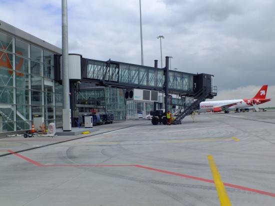 Lotnisko gotowe na Euro (Zobacz) - fot. Martyna Basaj