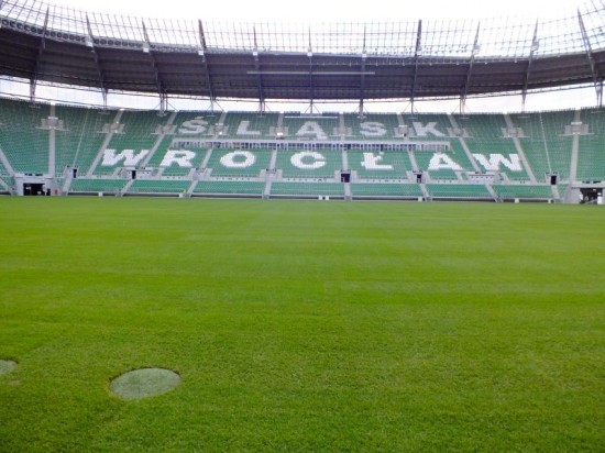 Ruszyły prace przy iluminacji na Euro - 2