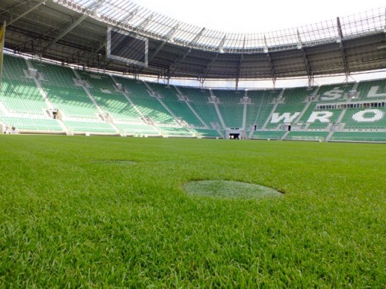 Ruszyły prace przy iluminacji na Euro - 27