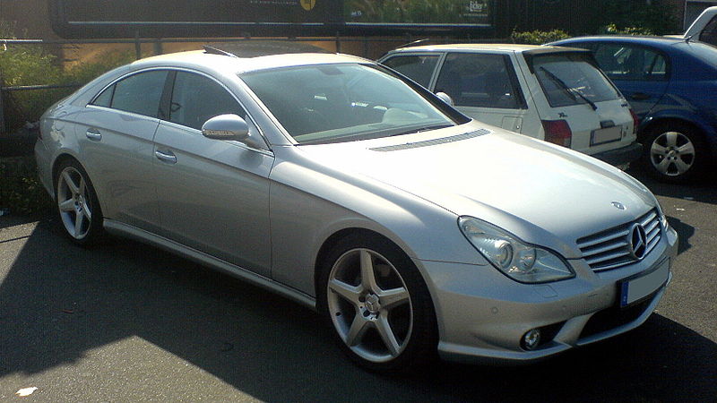 Auto dla rektora. Minimum 180 tys. zł?! - fot. Wikipedia