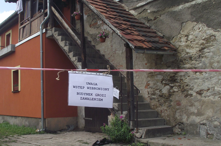W Gryfowie zawalił się dom - Fot. Piotr Słowiński