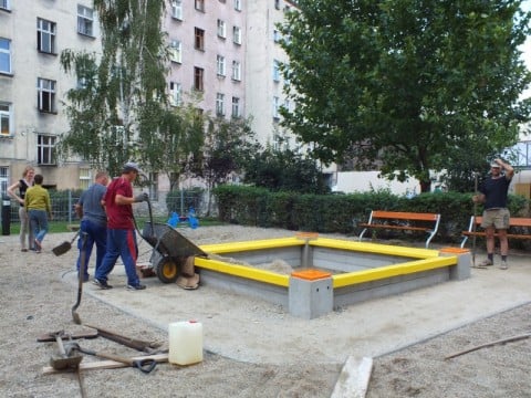 Pięknieją podwórka (Zobacz) - 12