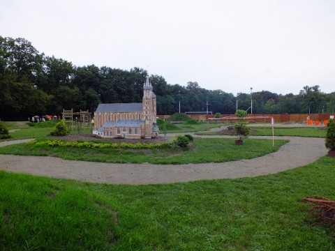 Park Miniatur otwarty (Zobacz) - 1