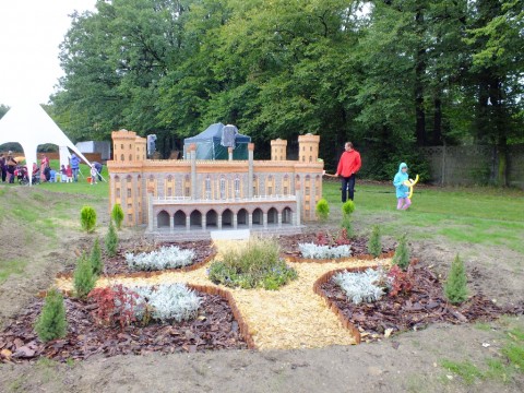 Park Miniatur otwarty (Zobacz) - 6