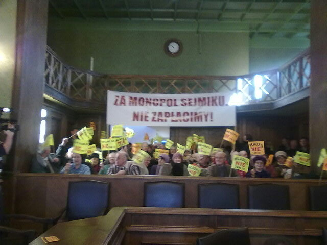 Antyśmieciowa manifestacja w Ratuszu - 0
