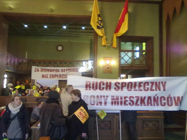 Antyśmieciowa manifestacja w Ratuszu - 1