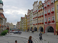 "Płacz" po ankiecie mieszkańców - Jeleniogórski rynek, fot. Wikipedia