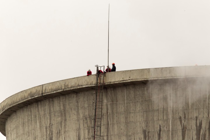 Chcieli wejść na komin elektrowni - Na komin w 2012 roku weszli działacze Greenpeace