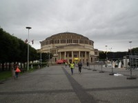 Bałagan w dokumentach Hali - fot. archiwum prw.pl