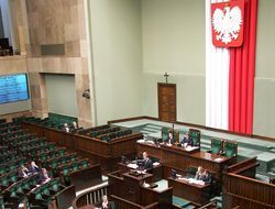 Wałbrzych: Wojna o krzyż - Krzyż w Sejmie, fot. Wikipedia
