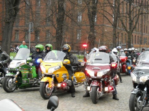 Oddali krew na motorach (Zdjęcia) - 2