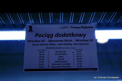 Pojechali oddać hołd ofiarom tragedii pod Smoleńskiem (Zobacz) - 3