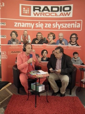 Sezon na pomaganie - 1