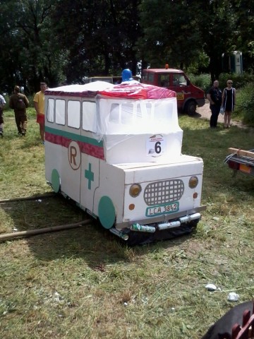 Płynąć byle czym, byle z klasą (Zobacz) - 6