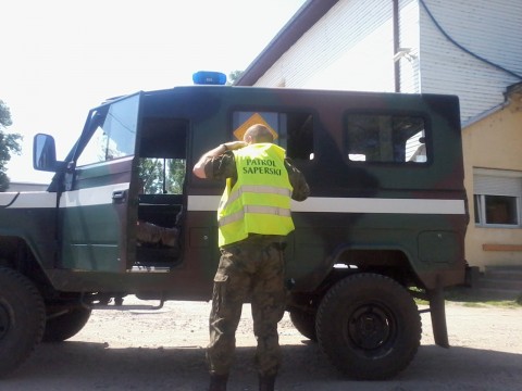Legnica: Bomba na lotnisku (Zobacz) - 7