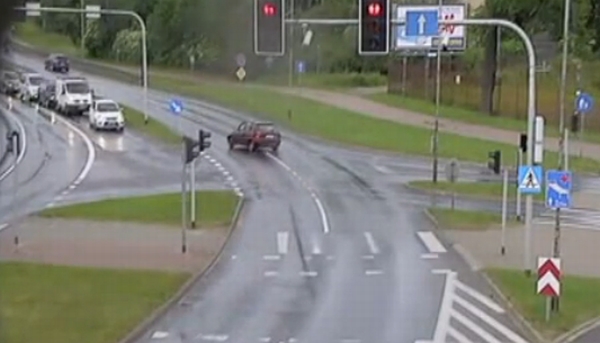 Czerwone światło? I co z tego (Wideo) -